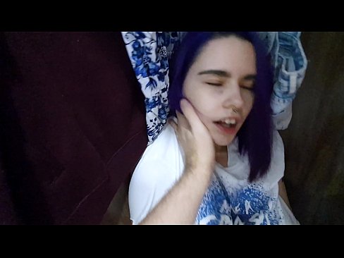 ❤️ Nire ahizpa armairuan aurkitu eta lagundu zion esperma ❤️ Porno %eu.justindianpornx.ruan ❌❤
